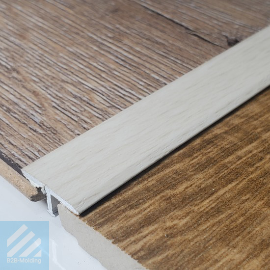 Т-порог 20мм ламинация