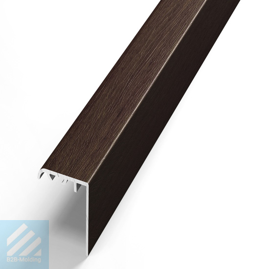 Порог ЛУ 30 угловой ламинированный на ступень