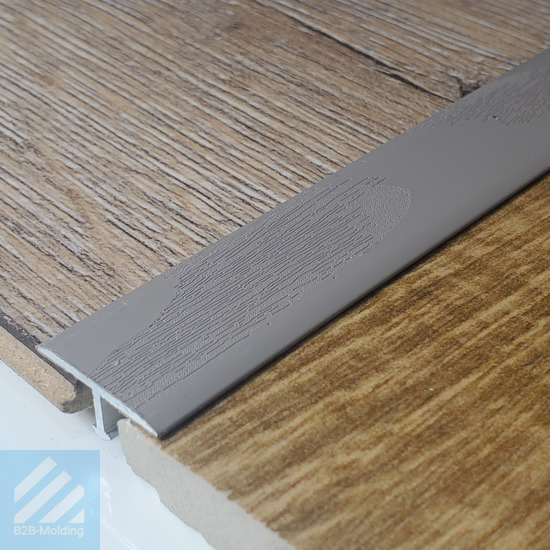 Т-порог 20мм ламинация