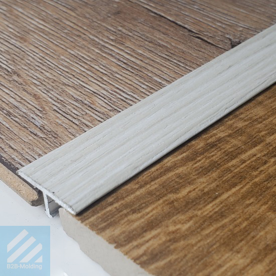 Т-порог 20мм ламинация