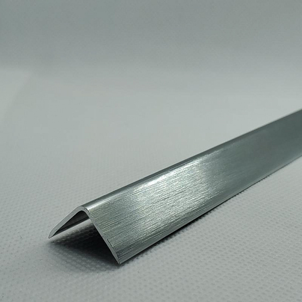 Угол 15х15 ПО 15 алюминий