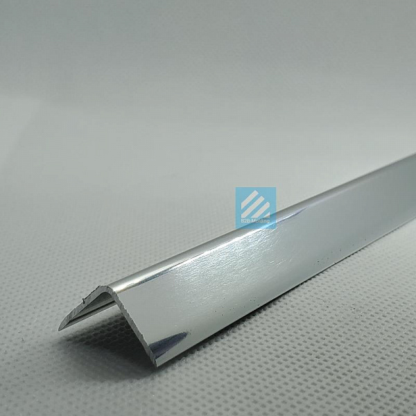 Угол 15х15 ПО 15 алюминий